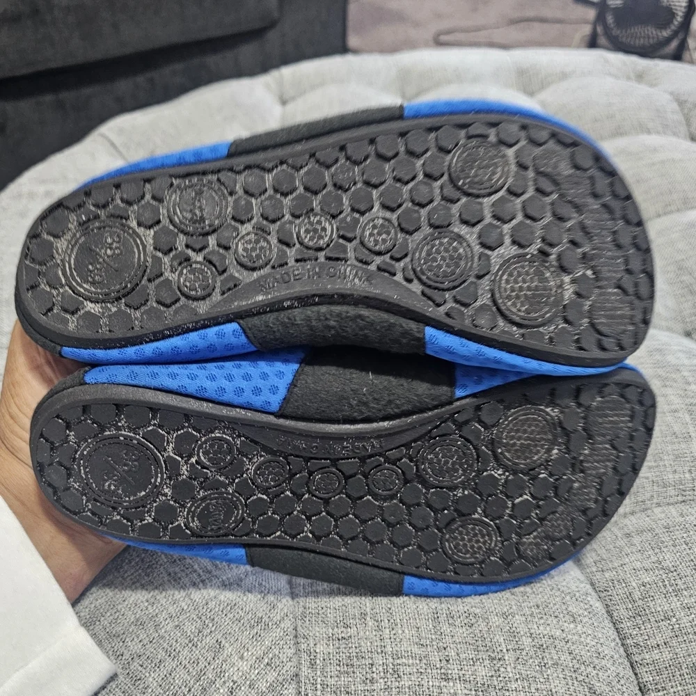 Brookstone Blue and Black Water Walkers Kids Shoes Size UK38/39